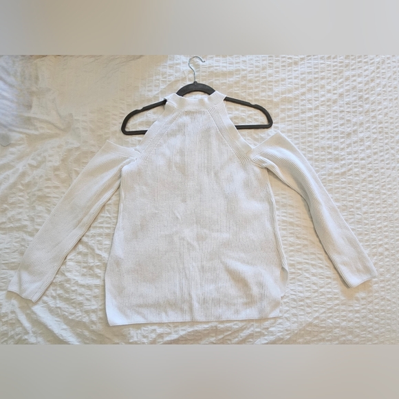 Ribbed Banana Republic Sweater - Picture 2 of 2